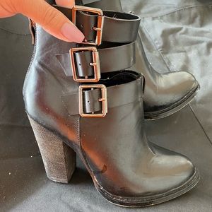 Chinese laundry boots